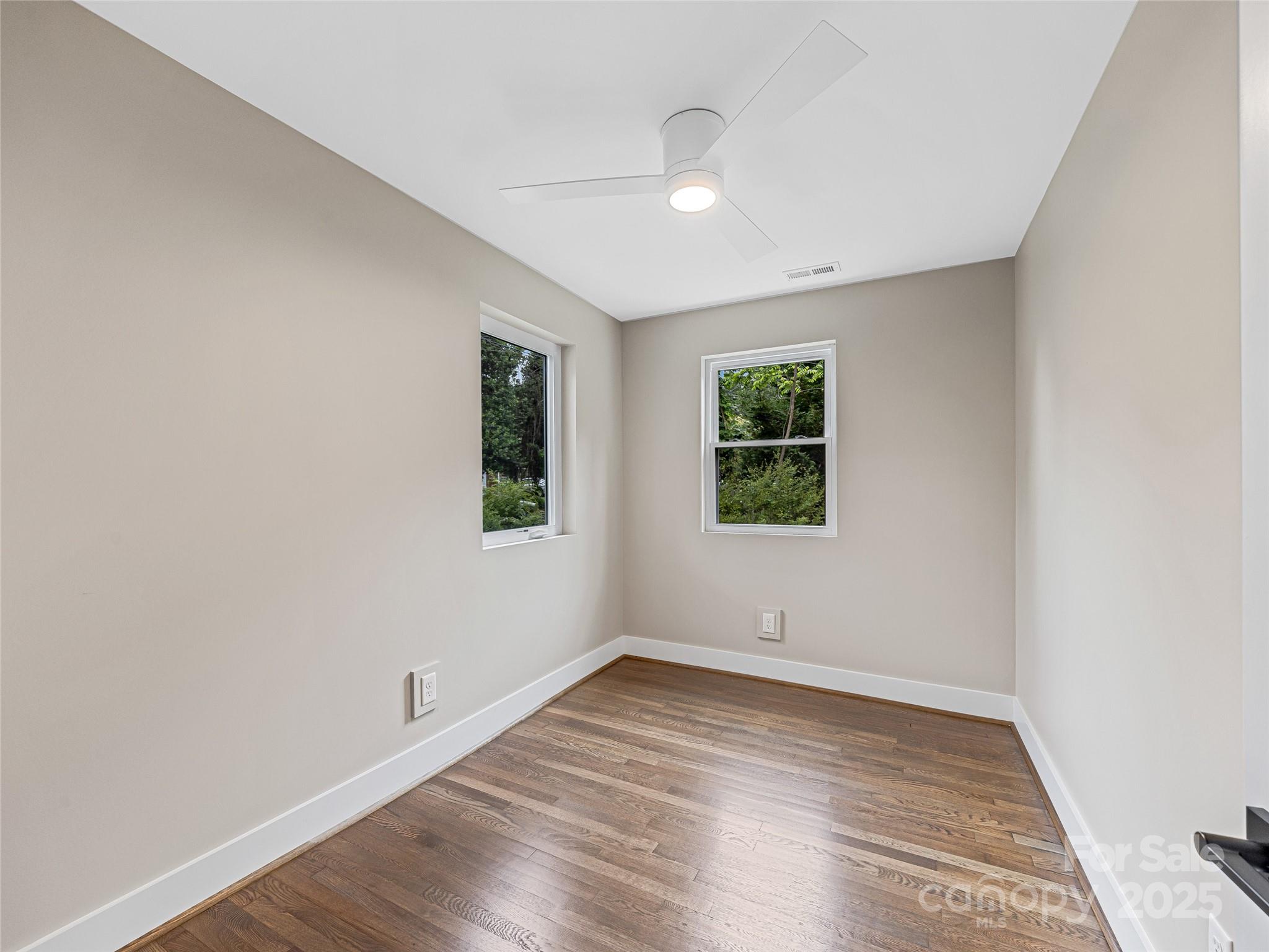 162 Courtland Place Asheville NC 28801