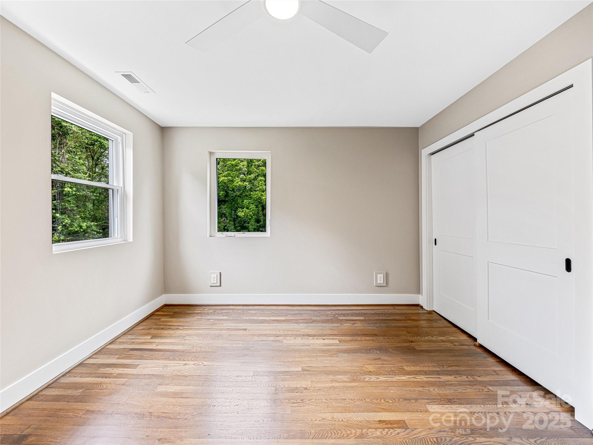 162 Courtland Place Asheville NC 28801