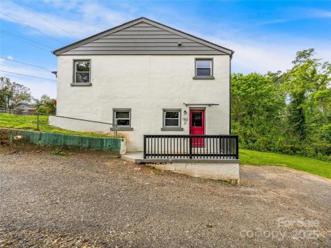 162 Courtland Place Asheville NC 28801