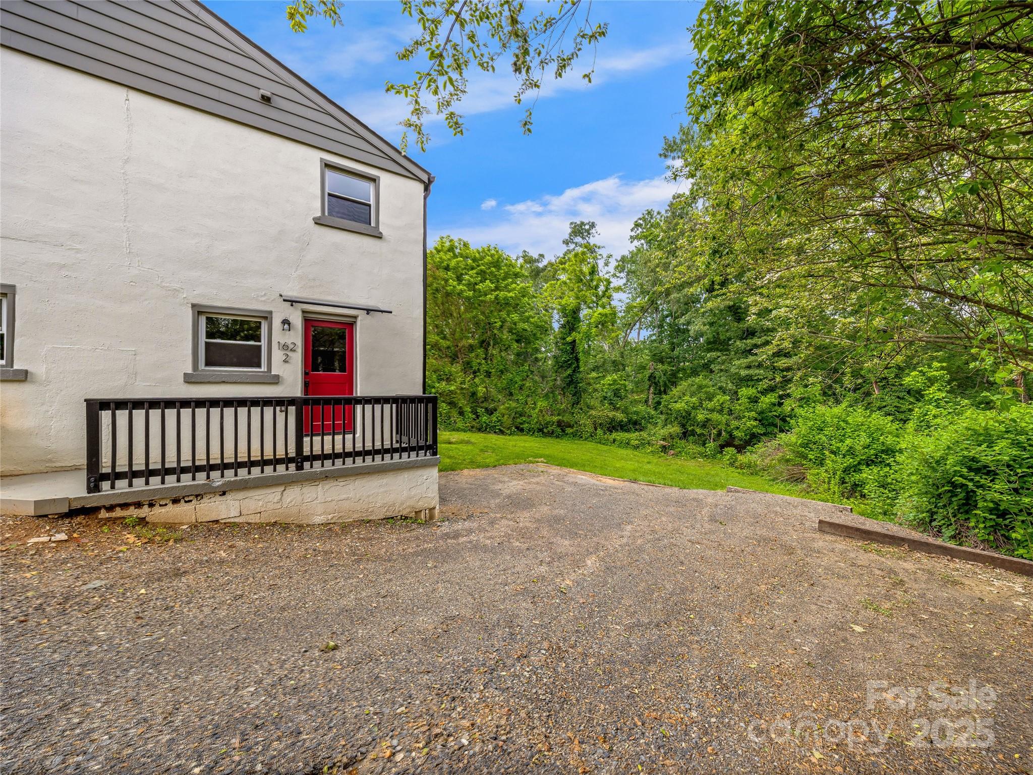 162 Courtland Place Asheville NC 28801