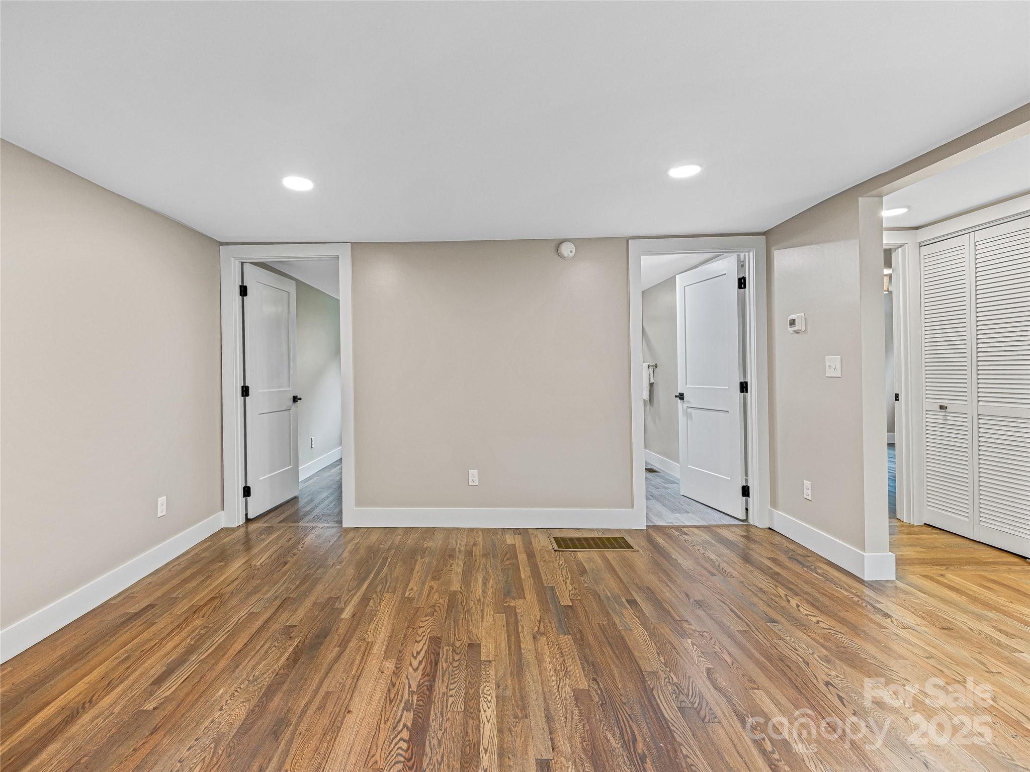 162 Courtland Place Asheville NC 28801