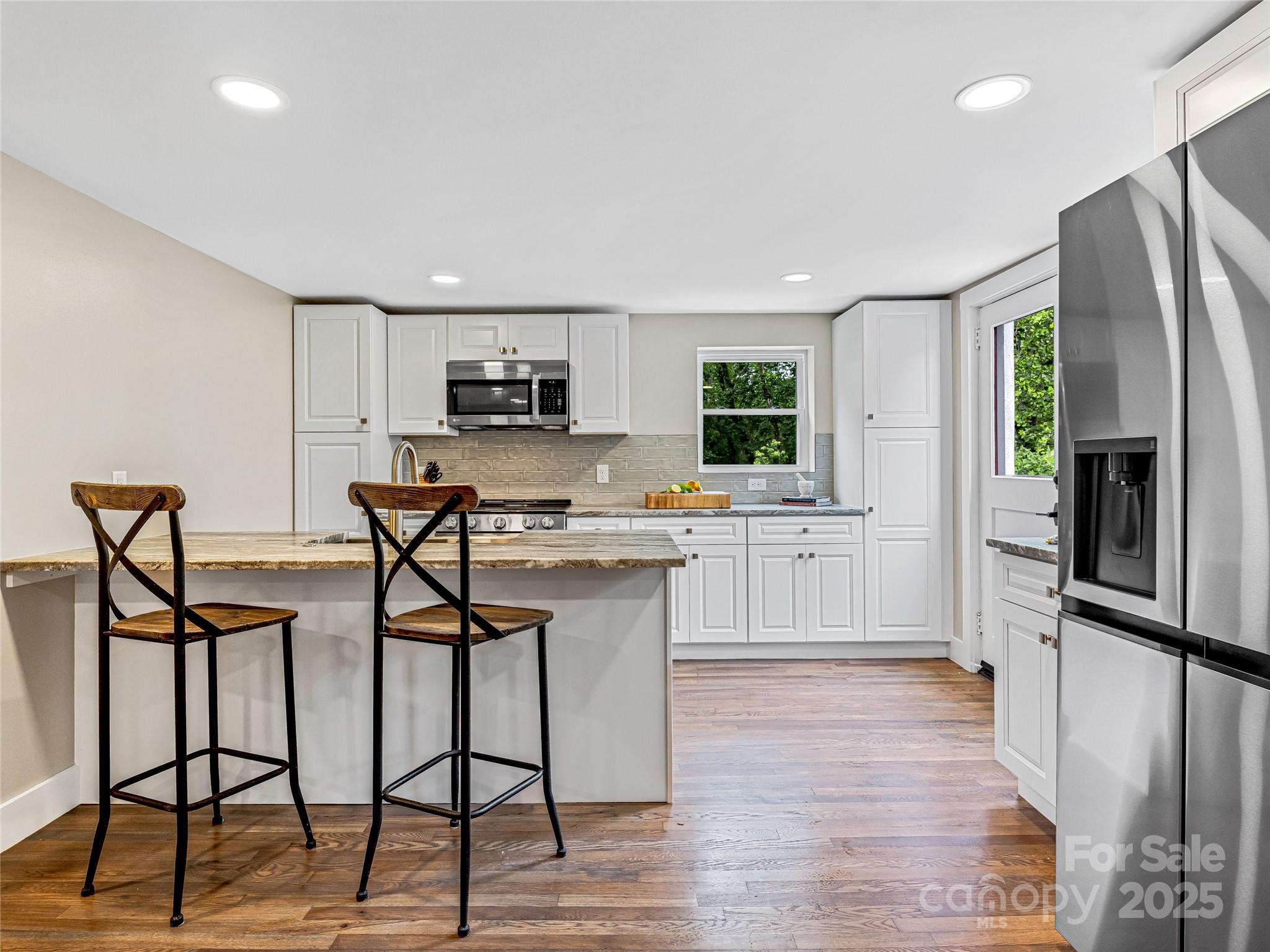 162 Courtland Place Asheville NC 28801