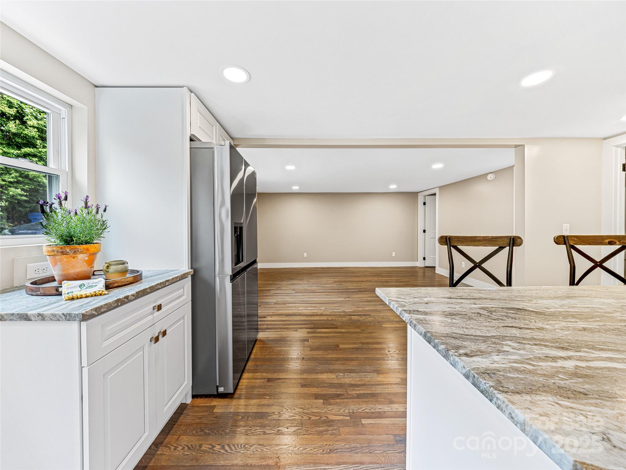 162 Courtland Place Asheville NC 28801