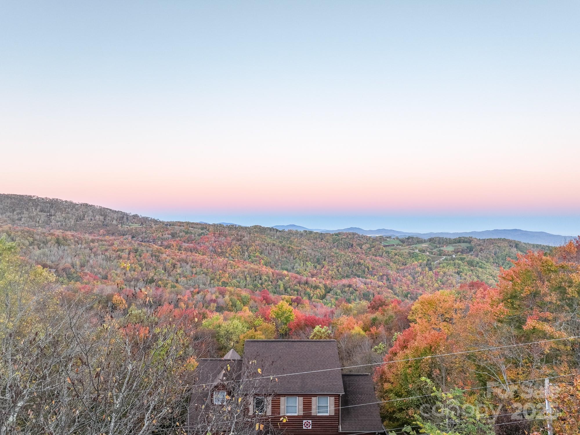 309 Pinnacle Ridge Road Beech Mountain NC 28604
