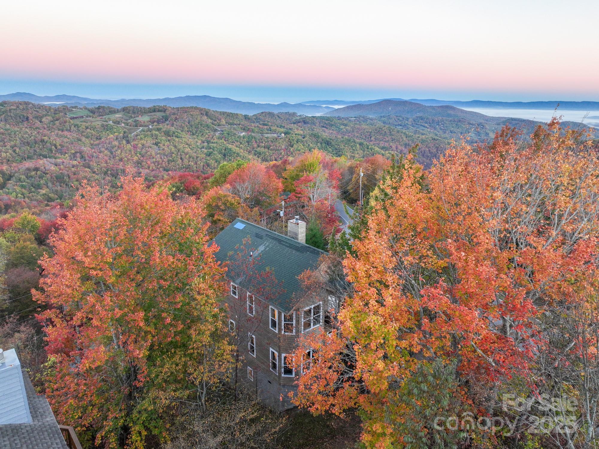 309 Pinnacle Ridge Road Beech Mountain NC 28604