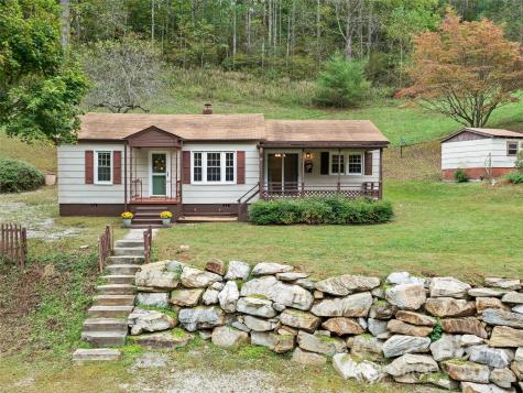 338 Sweet Creek Road Bakersville NC 28705