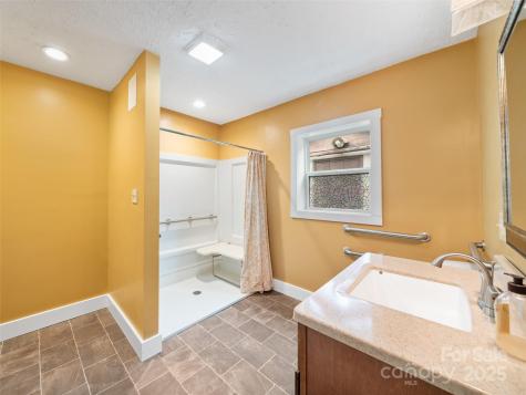 338 Sweet Creek Road Bakersville NC 28705