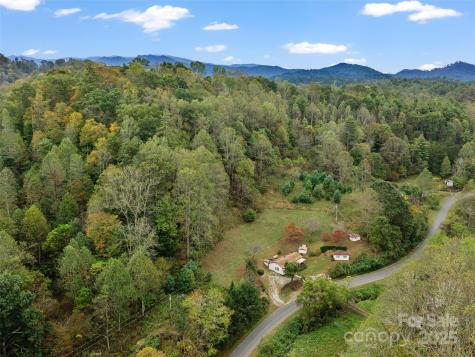 338 Sweet Creek Road Bakersville NC 28705