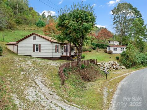 338 Sweet Creek Road Bakersville NC 28705