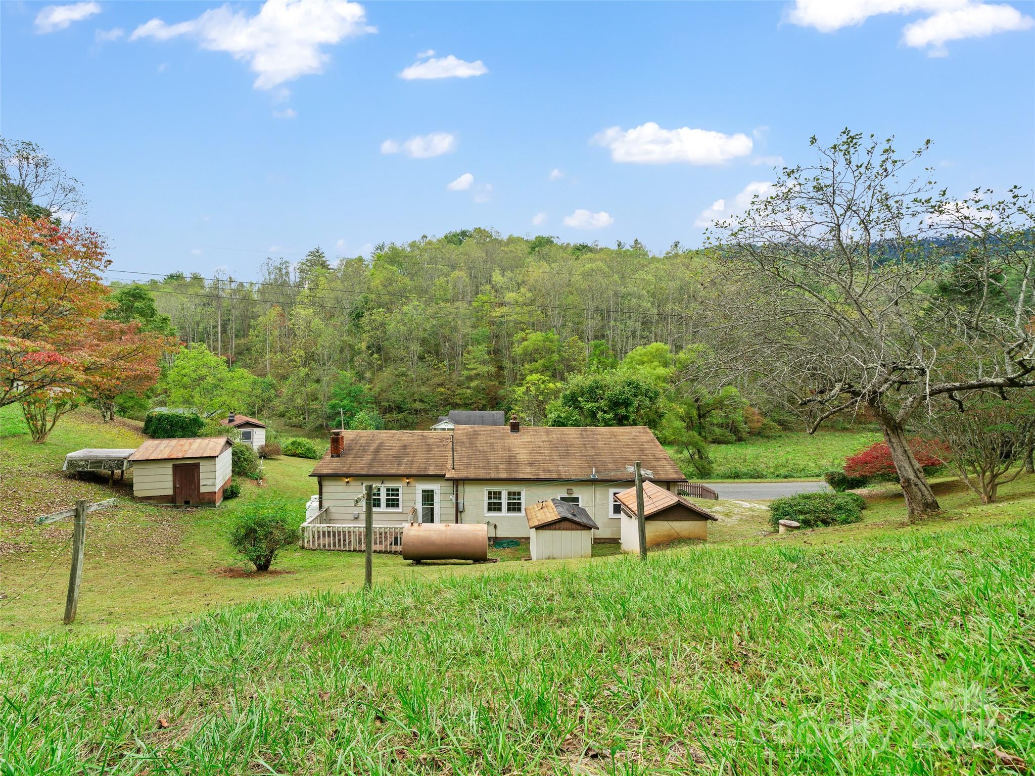 338 Sweet Creek Road Bakersville NC 28705