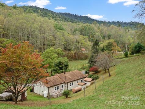 338 Sweet Creek Road Bakersville NC 28705