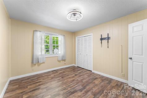 106 Silverstone Drive Marion NC 28752