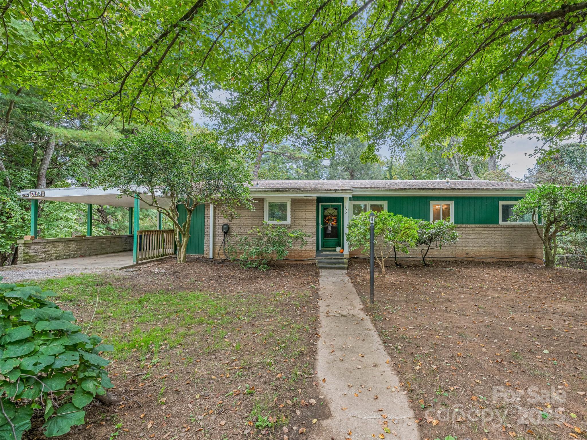 163 Governors View Road Asheville NC 28805