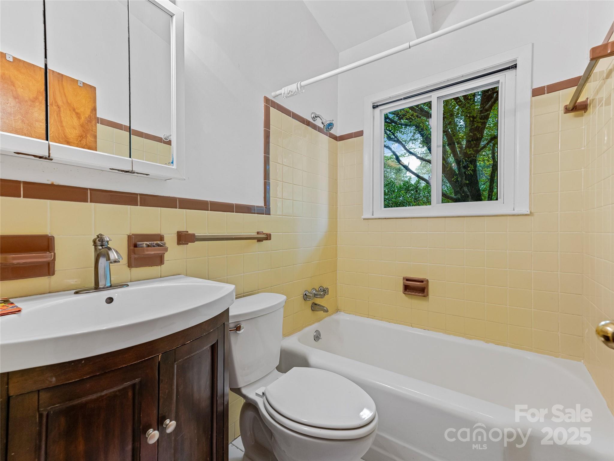 163 Governors View Road Asheville NC 28805