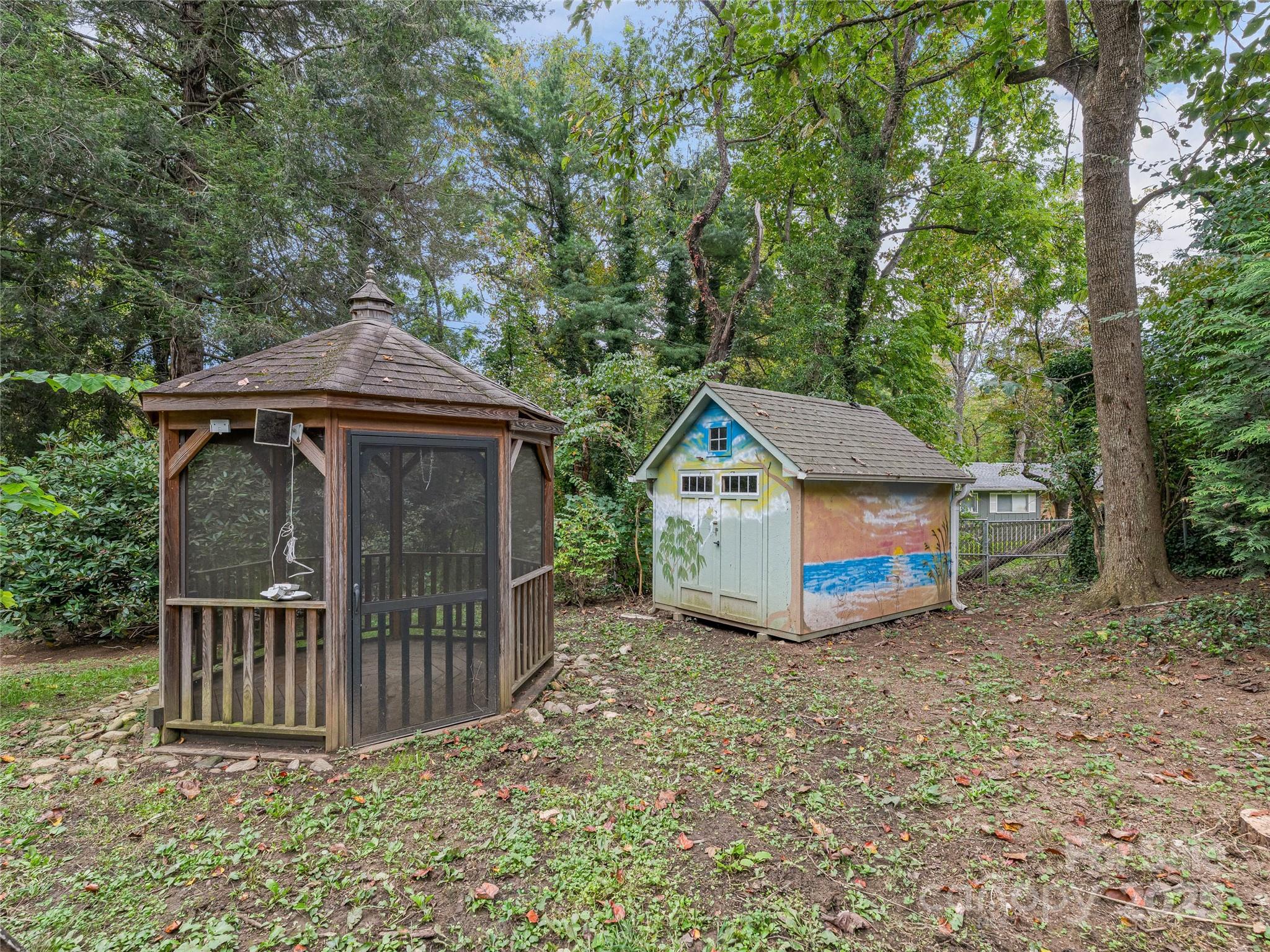 163 Governors View Road Asheville NC 28805