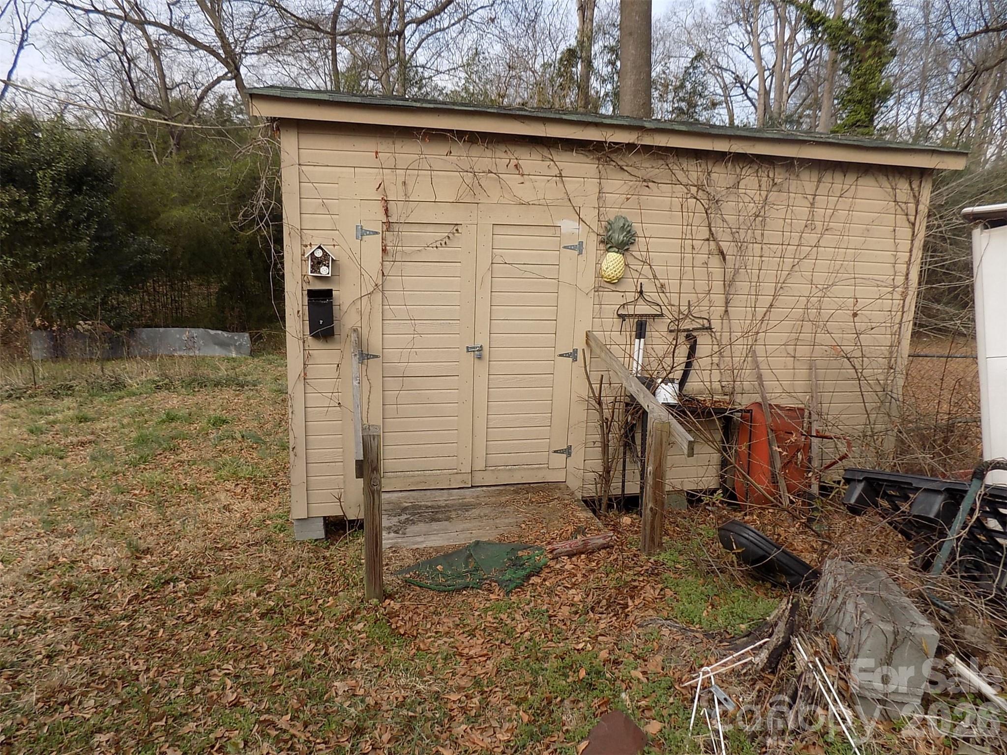 415 S Maple Street S Dallas NC 28034