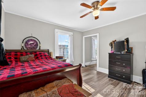 121 Holland Street Gaffney SC 29341