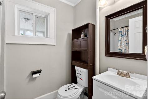 121 Holland Street Gaffney SC 29341