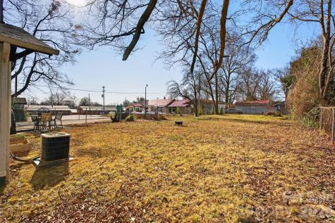 121 Holland Street Gaffney SC 29341