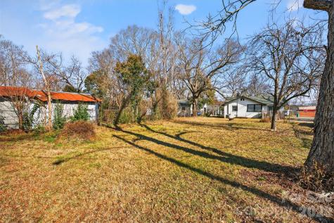 121 Holland Street Gaffney SC 29341