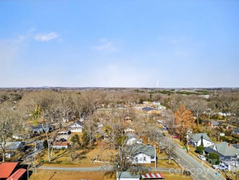 121 Holland Street Gaffney SC 29341