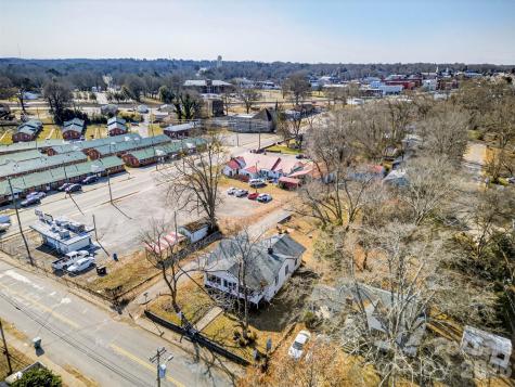 121 Holland Street Gaffney SC 29341