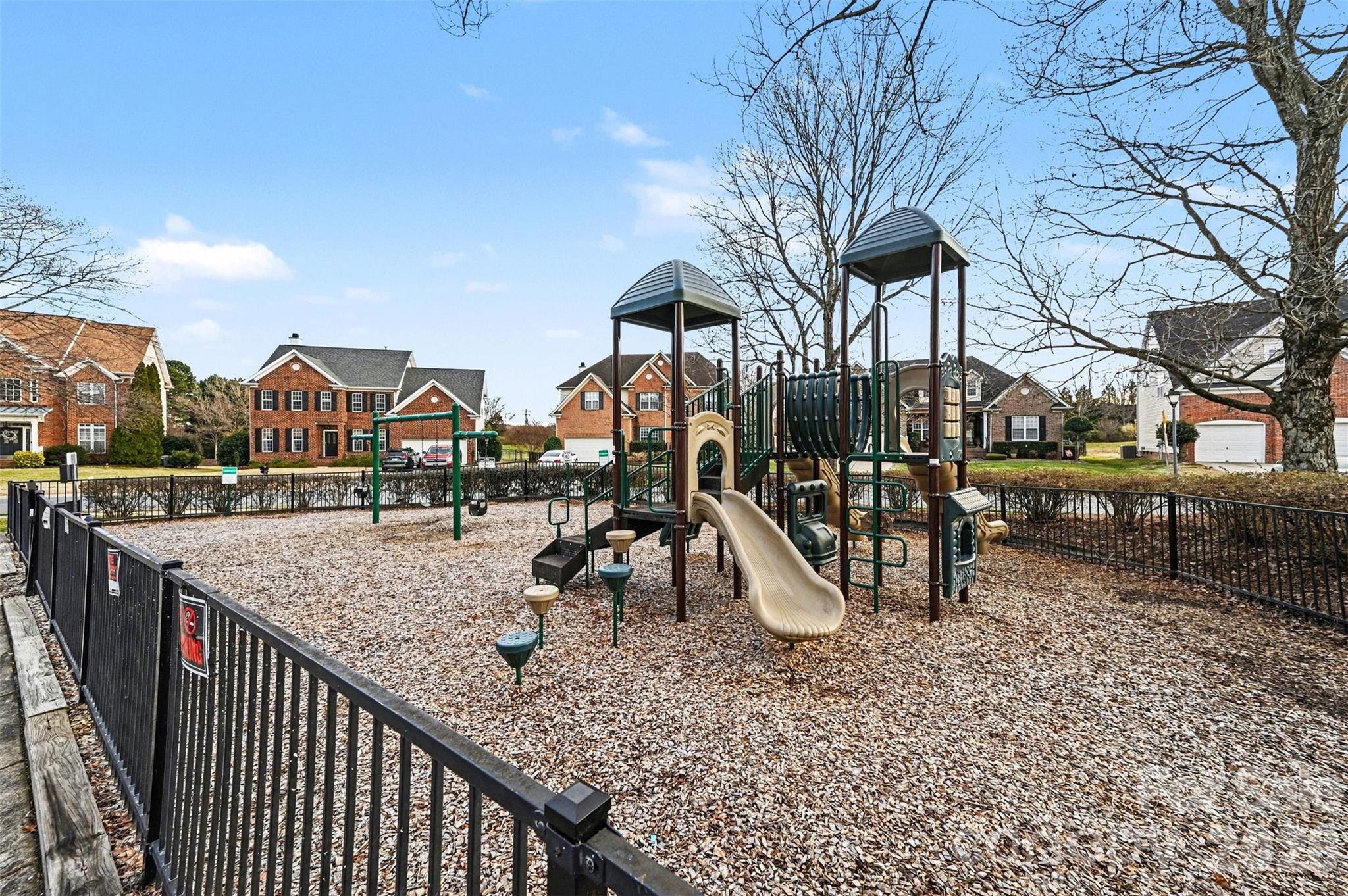 1310 Bershire Lane Charlotte NC 28262