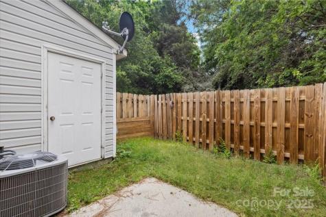 13660 Meade Glen Court Charlotte NC 28273
