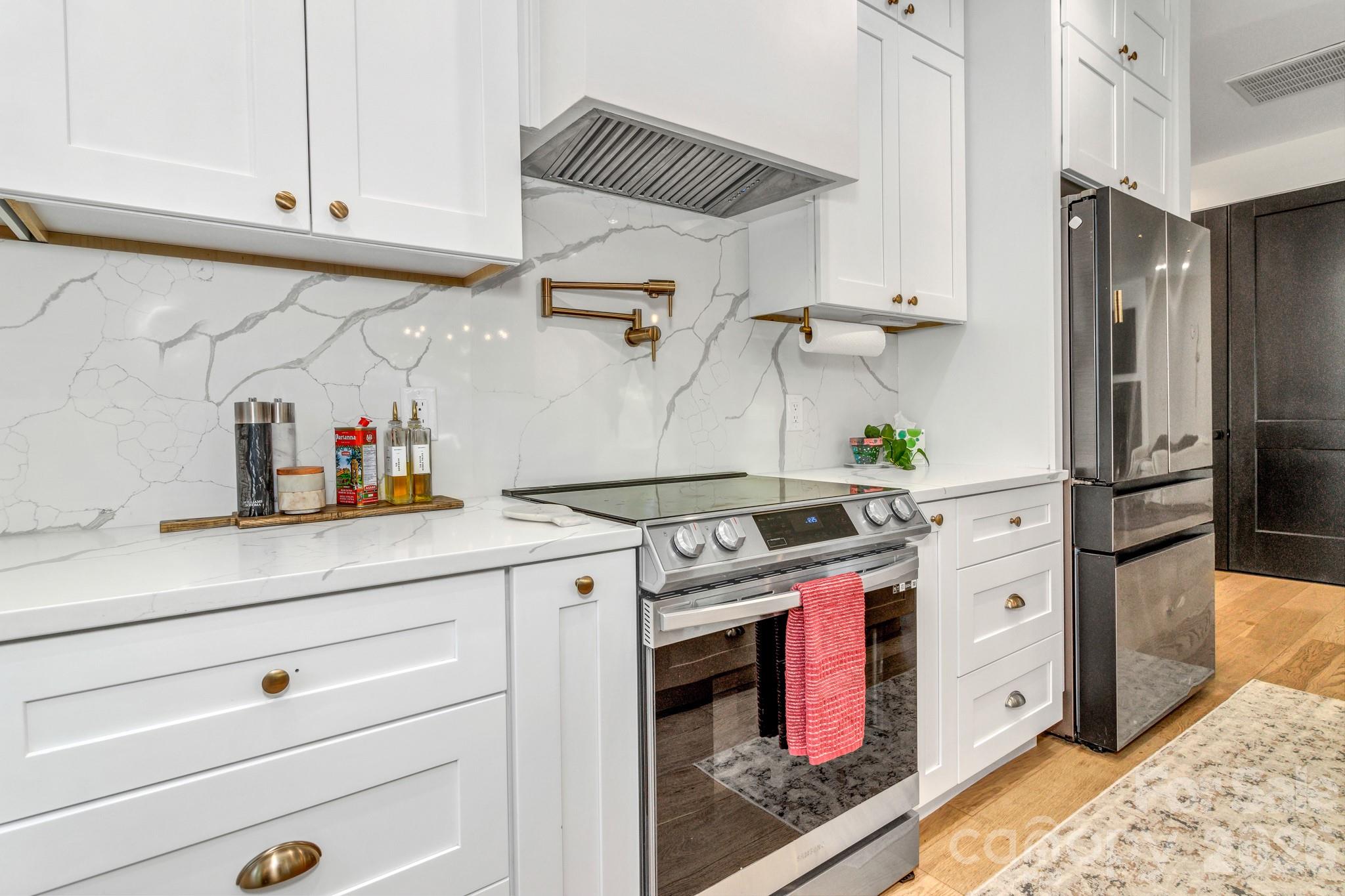 108 Poplar Green Way Asheville NC 28806