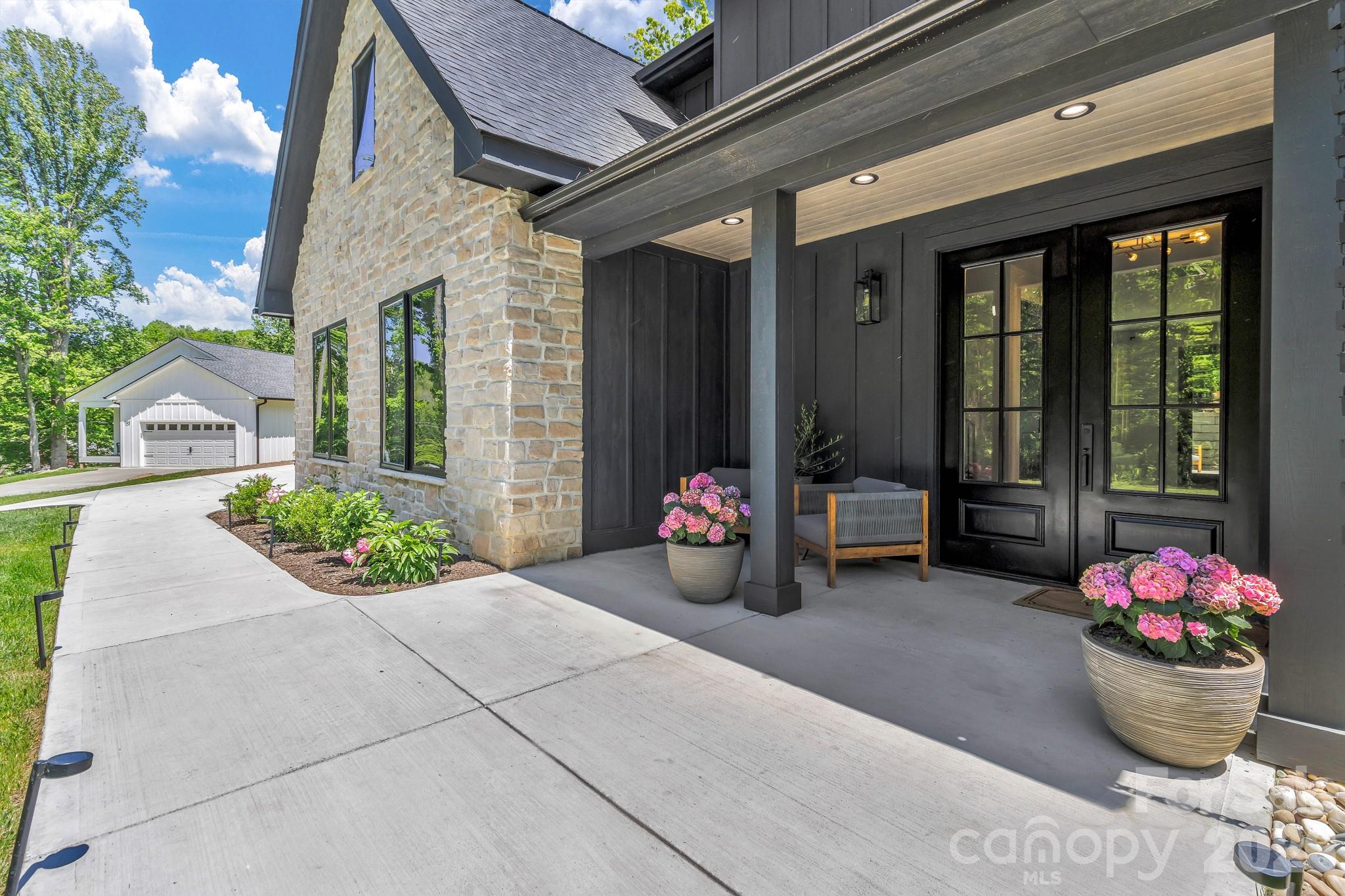 108 Poplar Green Way Asheville NC 28806