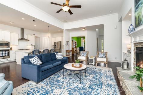 209 Seven Oaks Landing Belmont NC 28012