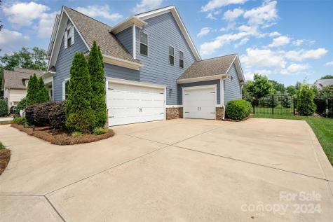 209 Seven Oaks Landing Belmont NC 28012