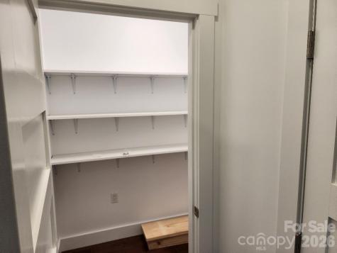24 Salt Box Haven Burnsville NC 28714