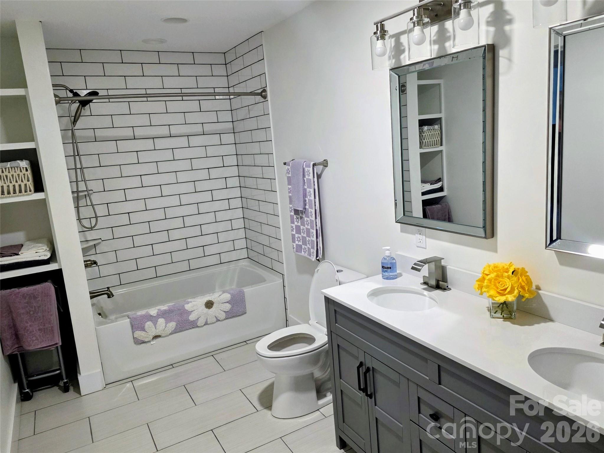 24 Salt Box Haven Burnsville NC 28714