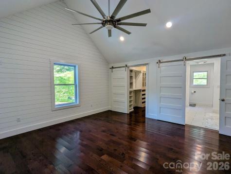 24 Salt Box Haven Burnsville NC 28714