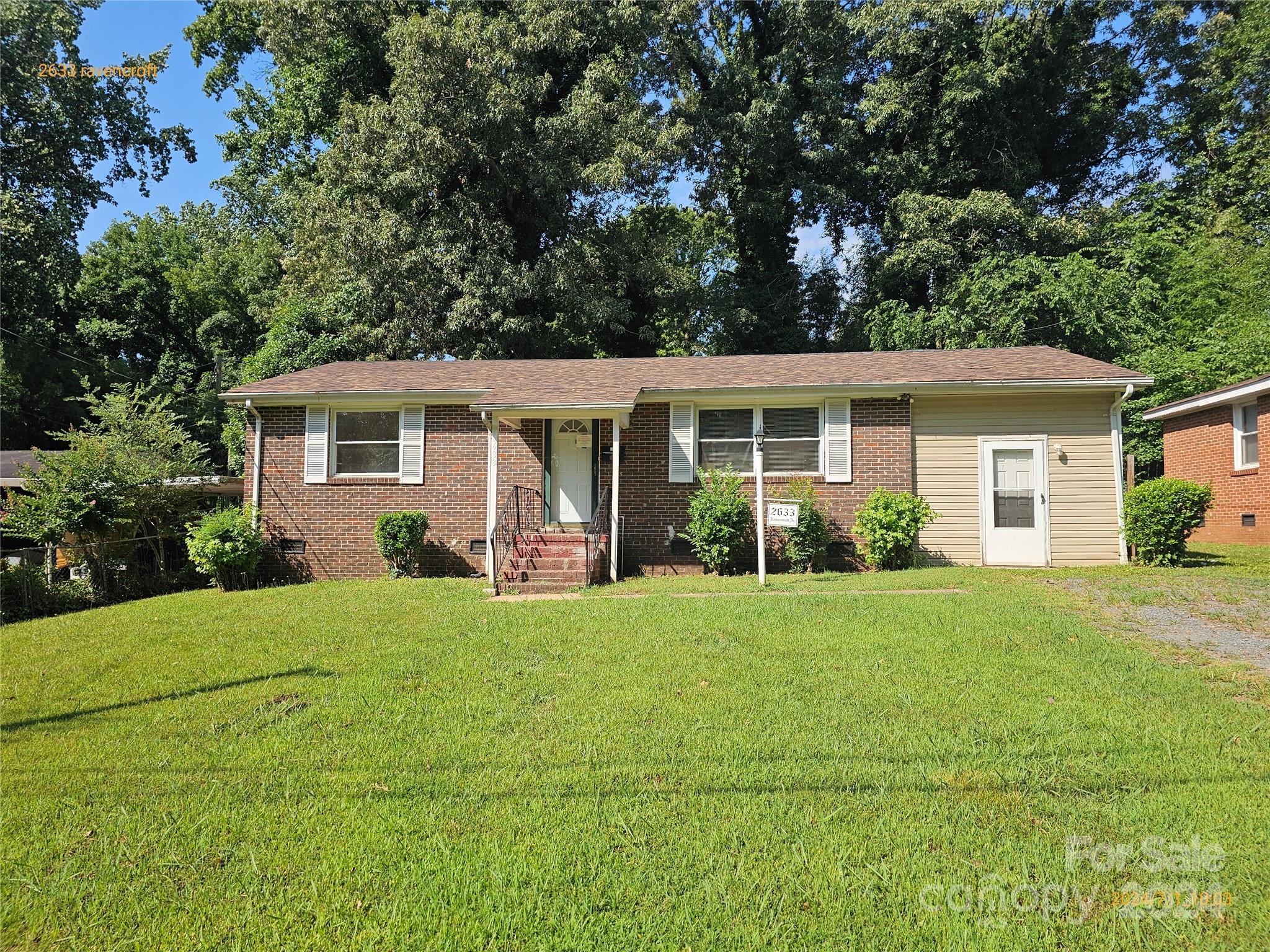 2633 Ravencroft Drive Charlotte NC 28208