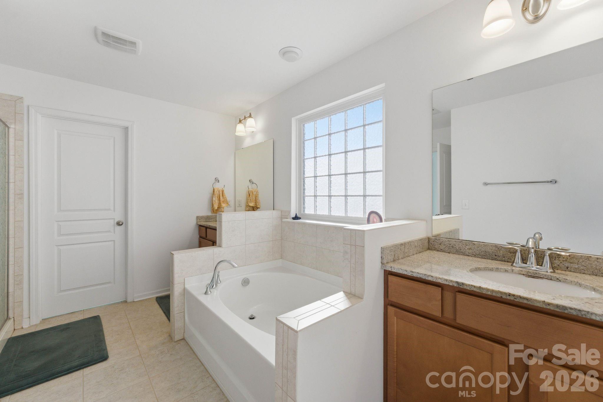 4418 Forest Gate Lane Charlotte NC 28270