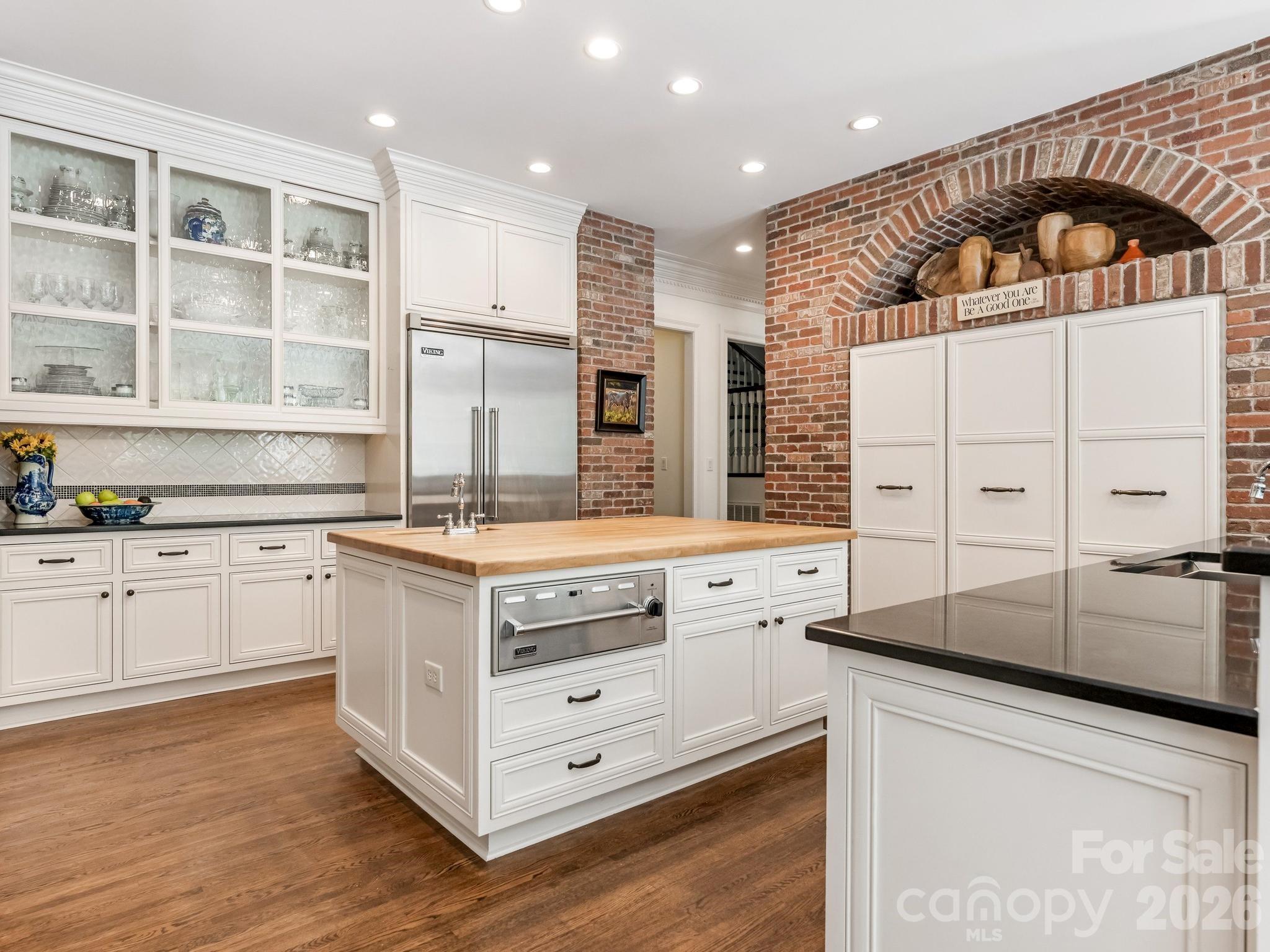 9146 Heydon Hall Circle Charlotte NC 28210
