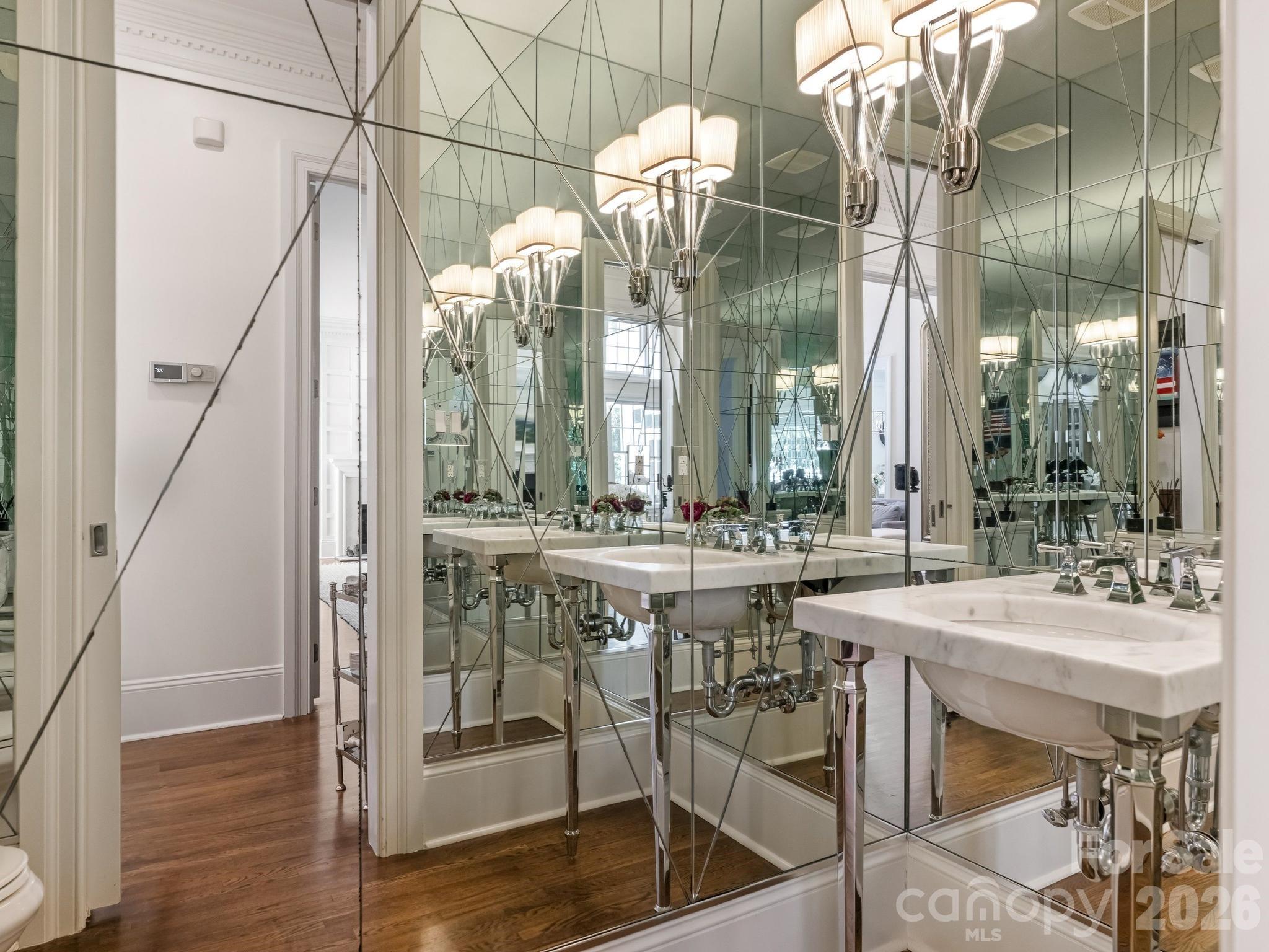 9146 Heydon Hall Circle Charlotte NC 28210