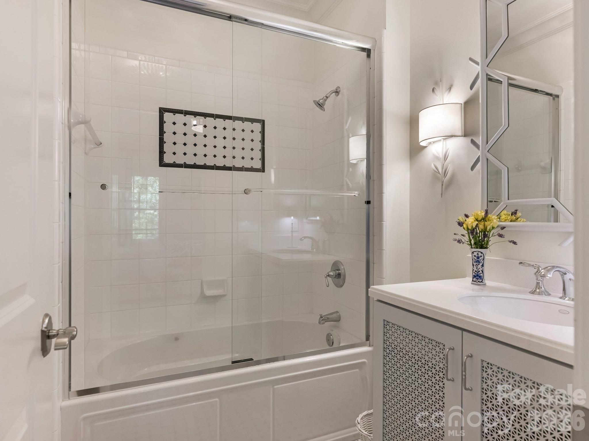 9146 Heydon Hall Circle Charlotte NC 28210