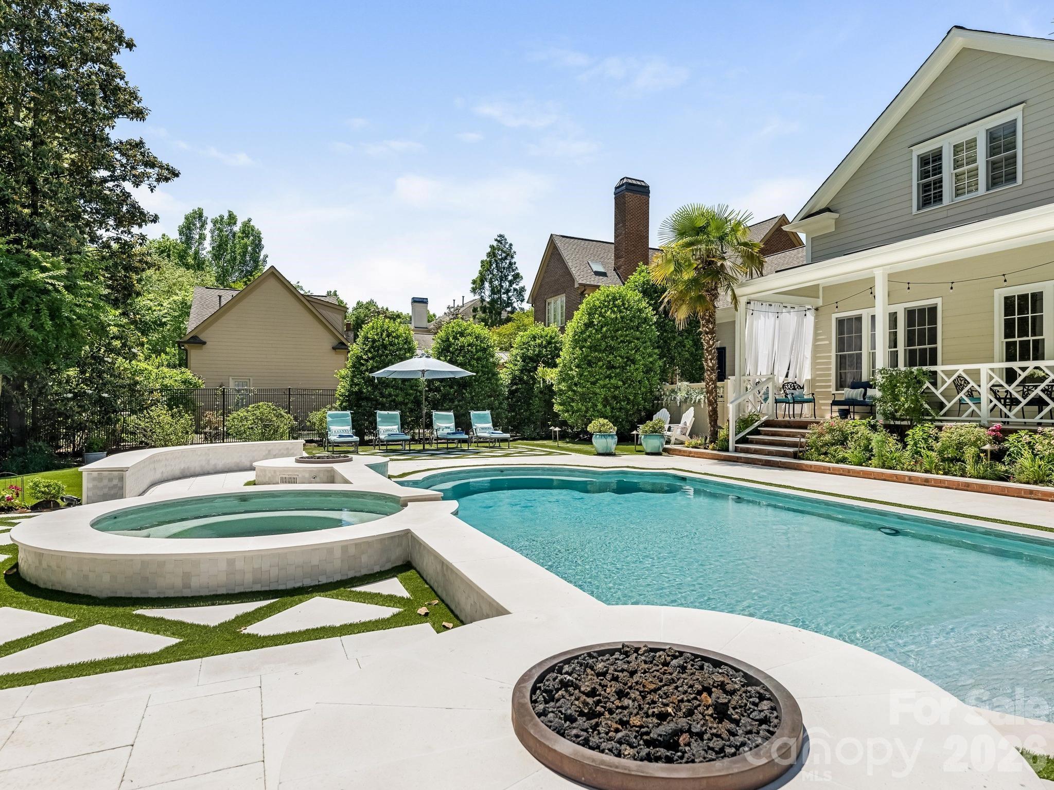 9146 Heydon Hall Circle Charlotte NC 28210