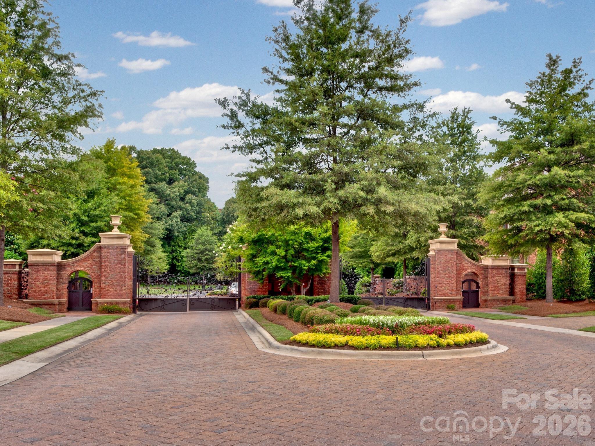 9146 Heydon Hall Circle Charlotte NC 28210