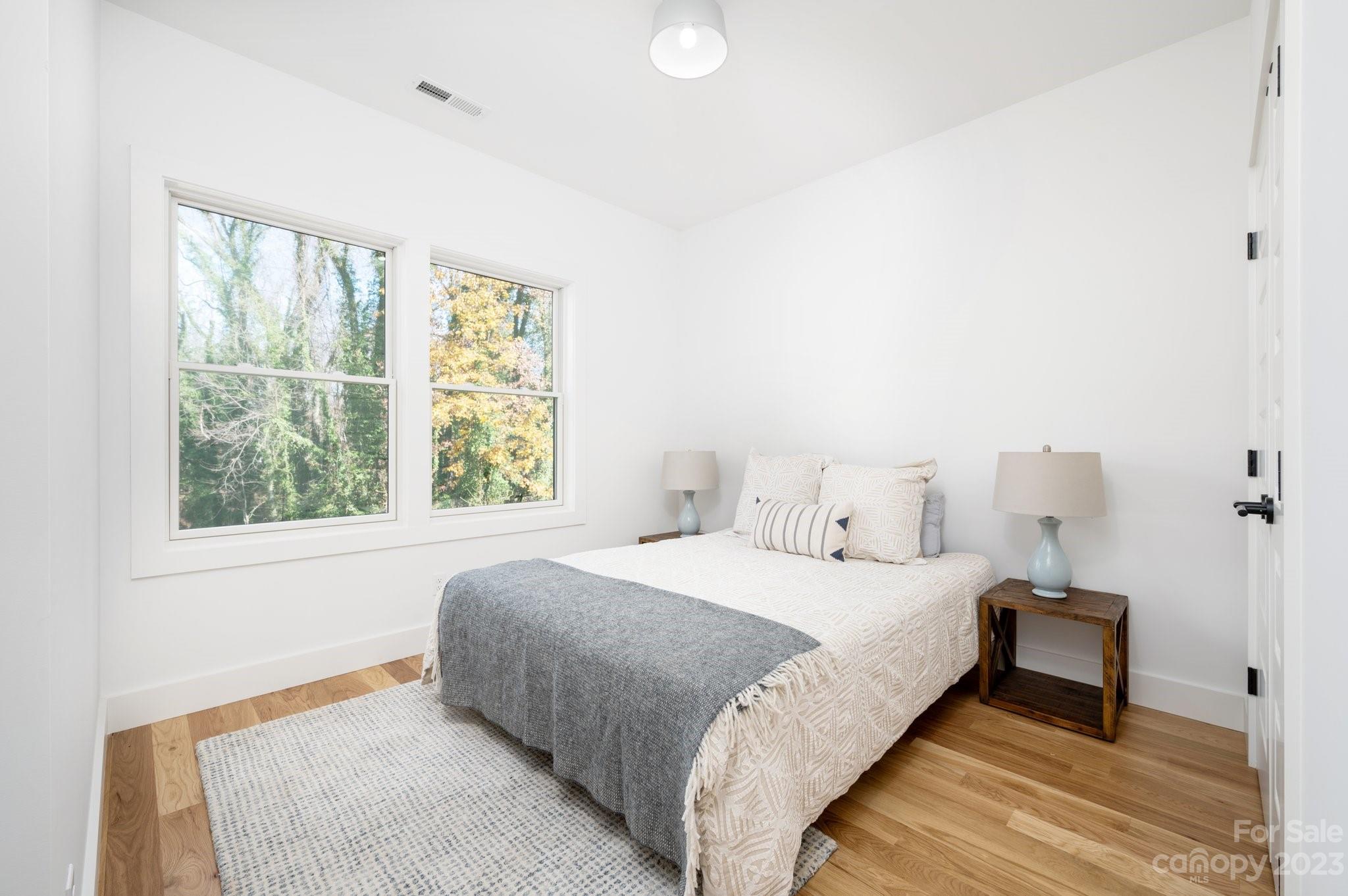23 Applegate Lane Asheville NC 28803