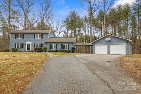 17 Hampton Drive Weaverville NC 28787