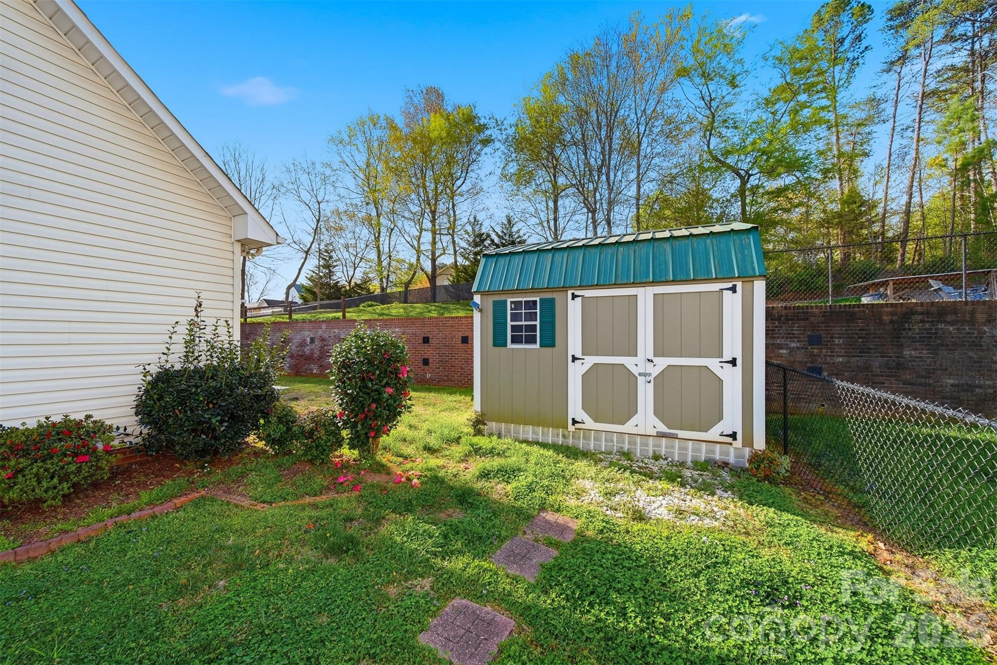 2478 23rd Street NE Hickory NC 28601