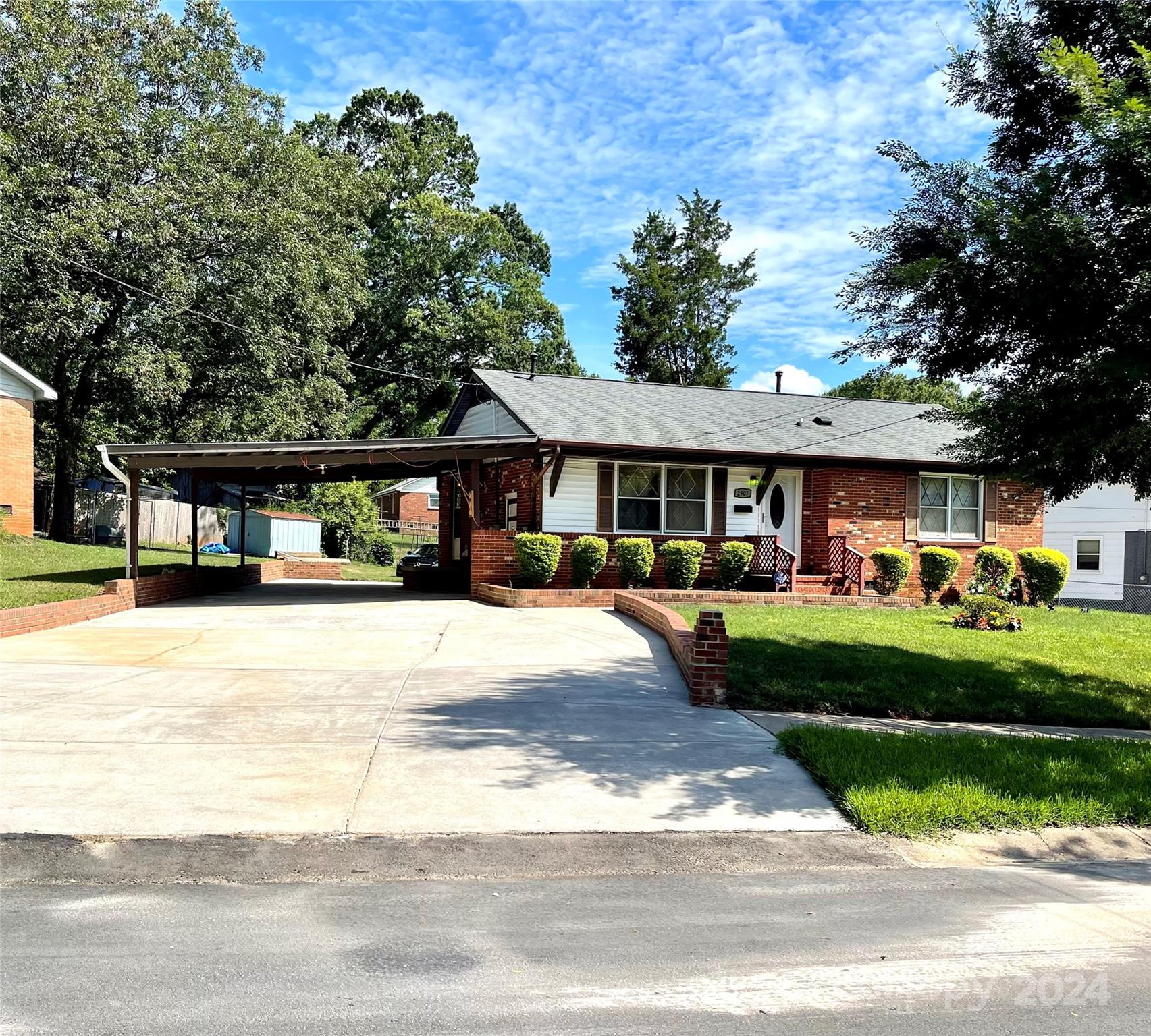 2907 Markland Drive Charlotte NC 28208