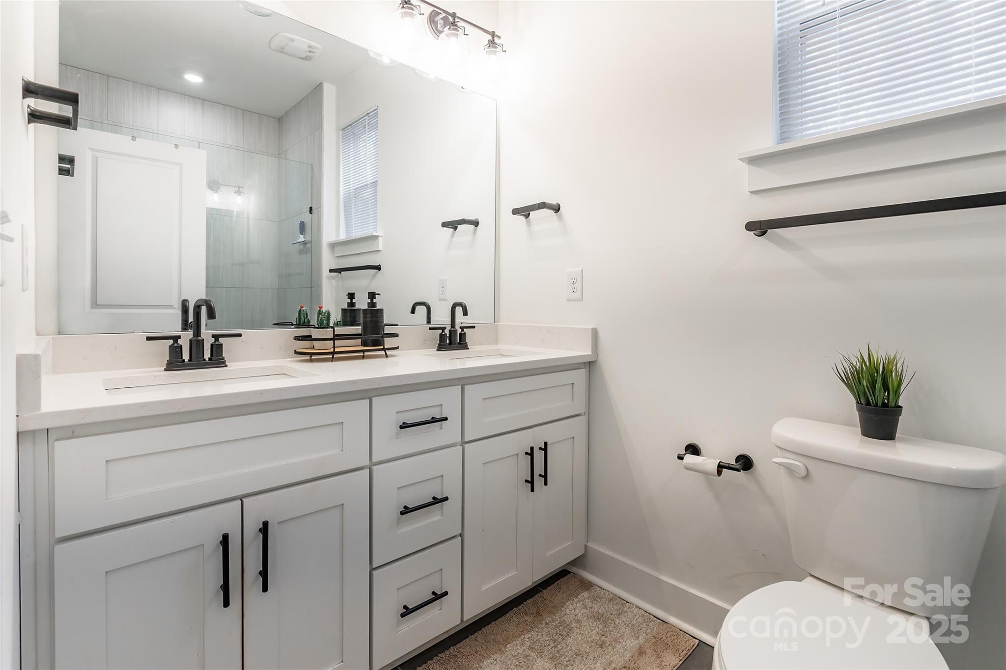 2636 Elmin Street Charlotte NC 28208