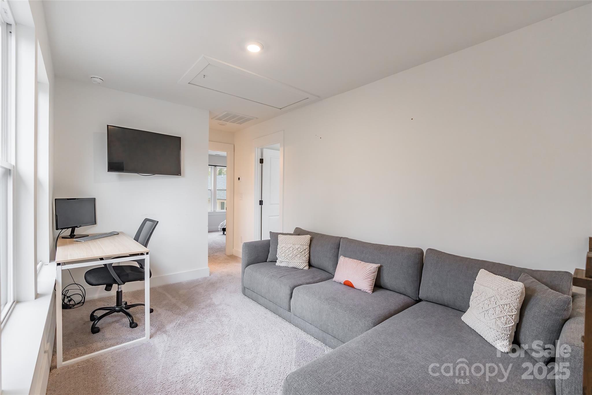 2636 Elmin Street Charlotte NC 28208