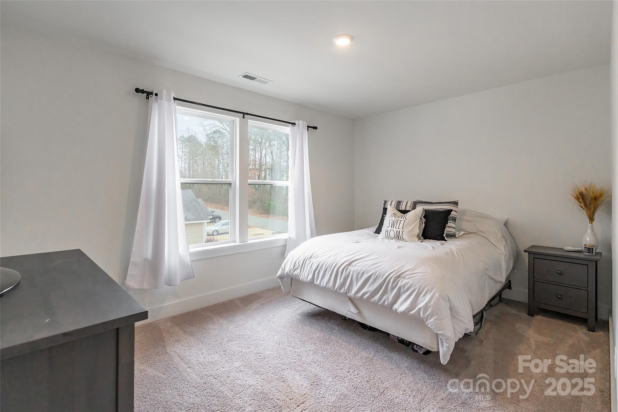 2636 Elmin Street Charlotte NC 28208