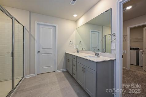 2101 Sunflower Circle Newton NC 28658